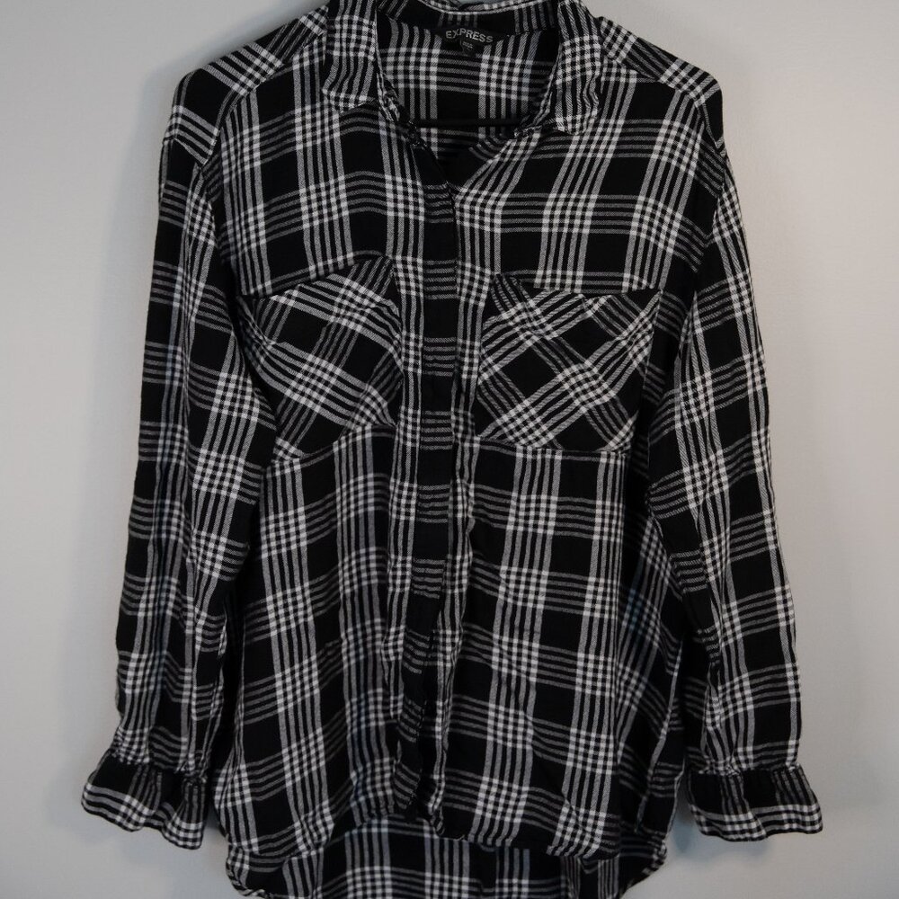 Express Boyfriend cut Black & White Plaid Button-Down Shirt – Women's